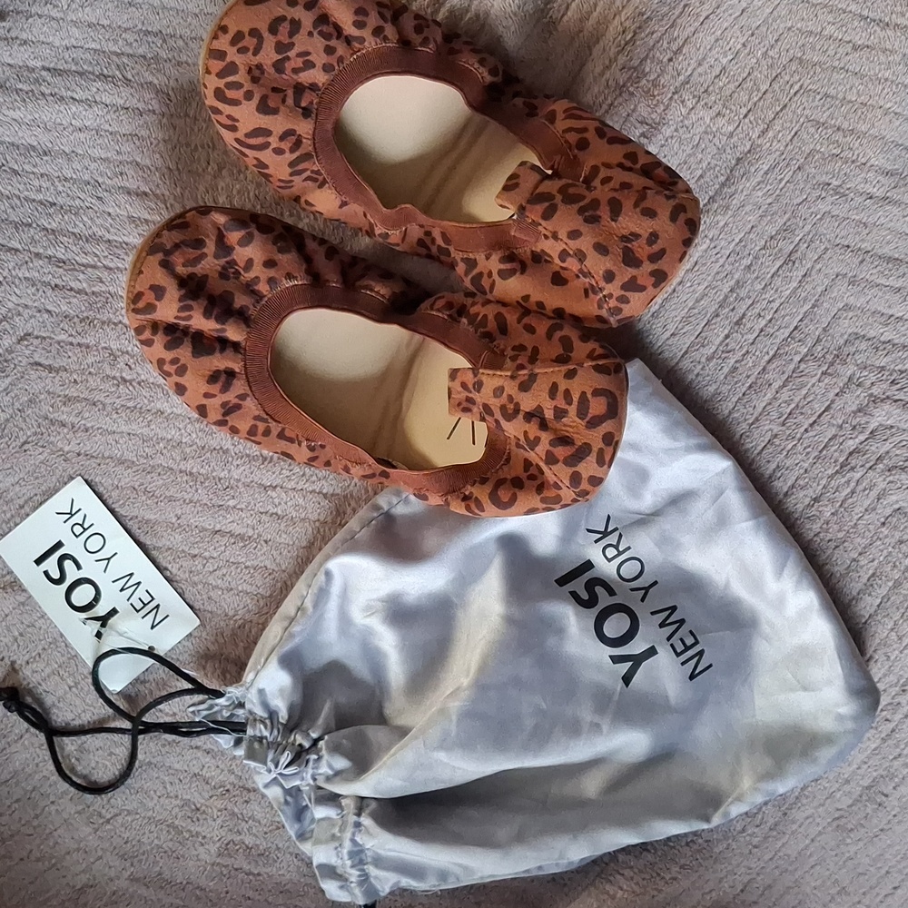 Yosi Samra NY Foldable Packable Brown & Black Leopard Print Flats SIZE 8 Women